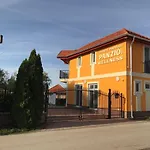 To- Party Panorama Panzio & Wellness