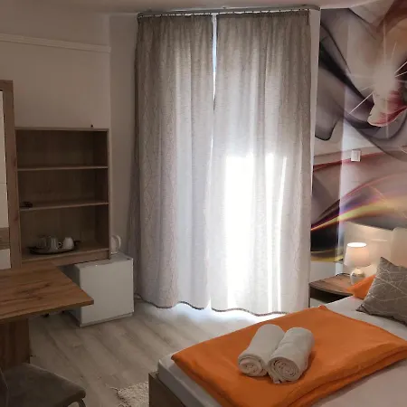 To- Party Panorama Panzio & Wellness 3*