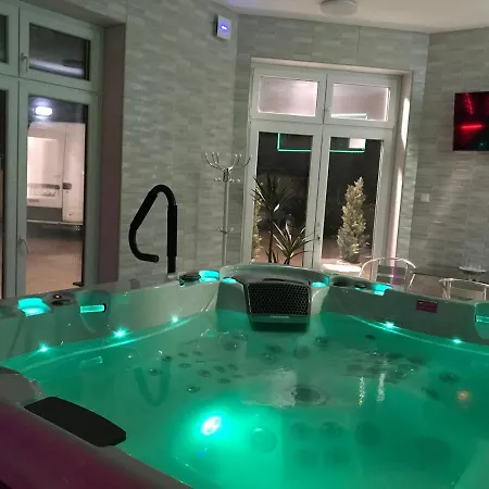 To- Party Panorama Panzio & Wellness 3* Kiszombor