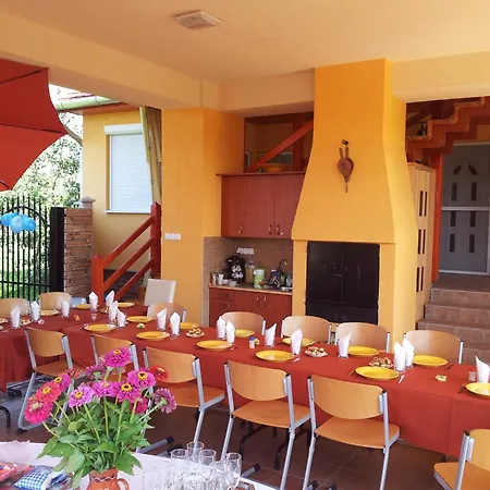 To- Party Panorama Panzio & Wellness 3*