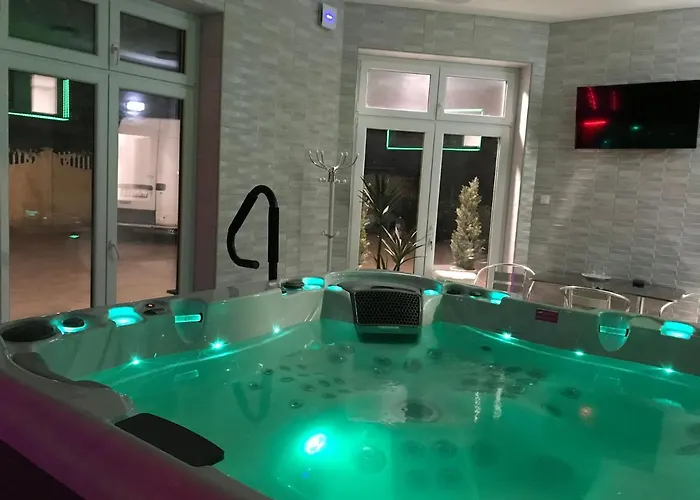 To- Party Panorama Panzio & Wellness 3* Kiszombor